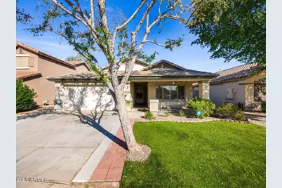 11216 W Roanoke Avenue, Avondale, AZ 85392 - Photo 1