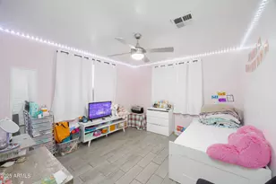 2736 W El Caminito Dr, Phoenix, AZ 85051 - Photo 16