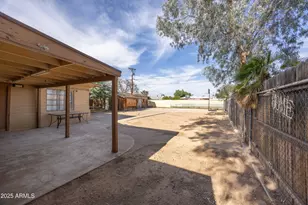 2736 W El Caminito Dr, Phoenix, AZ 85051 - Photo 28