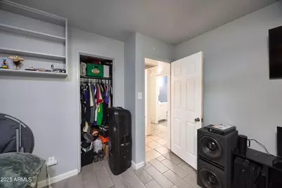 2736 W El Caminito Drive, Phoenix, AZ 85051 - Photo 20