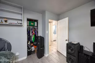 2736 W El Caminito Dr, Phoenix, AZ 85051 - Photo 20