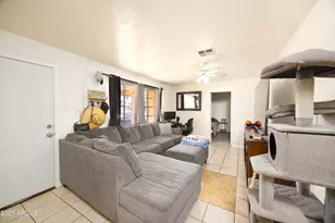 2736 W El Caminito Dr, Phoenix, AZ 85051 - Photo 8