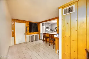 2736 W El Caminito Dr, Phoenix, AZ 85051 - Photo 10