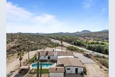 46623 N Grand Avenue, Morristown, AZ 85342 - Photo 24