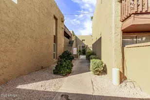 1701 W Tuckey Ln, Phoenix, AZ 85015 - Photo 2