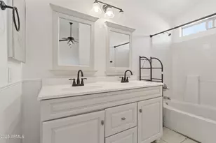 910 E Potter Dr, Phoenix, AZ 85024 - Photo 14