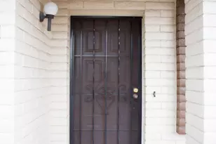 2064 S Farnsworth Dr, Mesa, AZ 85209 - Photo 2