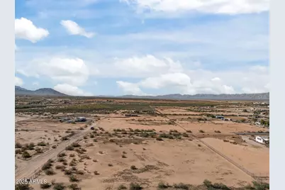 50910 W Long Rifle Road, Aguila, AZ 85320 - Photo 46