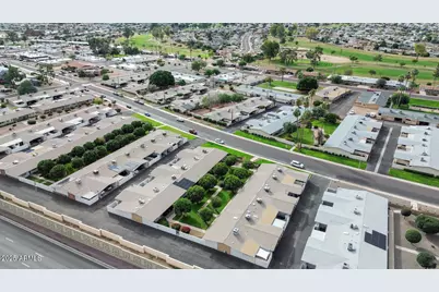 10612 W Coggins Drive, Sun City, AZ 85351 - Photo 4