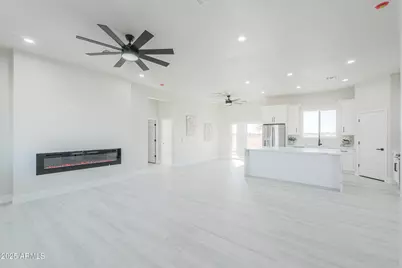 43363 W Carefree Place, Maricopa, AZ 85138 - Photo 6