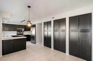 18820 N 35th Way, Phoenix, AZ 85050 - Photo 8