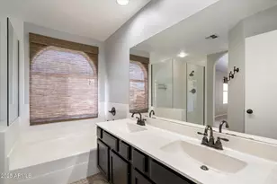 18820 N 35th Way, Phoenix, AZ 85050 - Photo 16