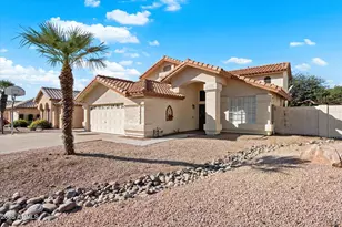 18820 N 35th Way, Phoenix, AZ 85050 - Photo 2