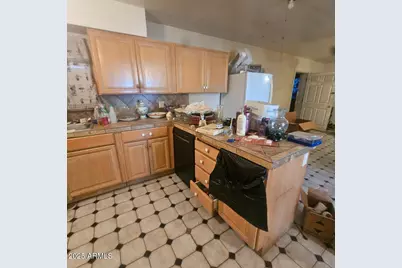 32234 S Center Street, Wittmann, AZ 85361 - Photo 12