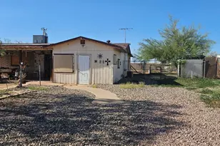 32234 S Center St, Wittmann, AZ 85361 - Photo 4