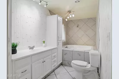 1053 W 11th Street, Mesa, AZ 85201 - Photo 18