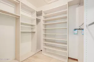 816 E Forest Hills Dr, Phoenix, AZ 85022 - Photo 18