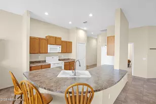 25 S Quinn Cir, Mesa, AZ 85206 - Photo 6