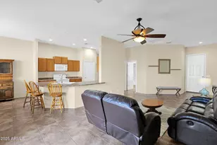 25 S Quinn Cir, Mesa, AZ 85206 - Photo 4