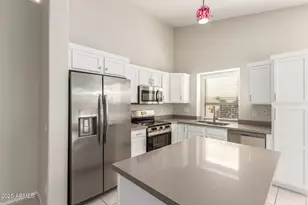 18040 W Spencer Dr, Surprise, AZ 85374 - Photo 8