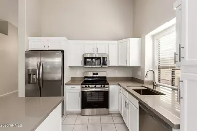 18040 W Spencer Drive, Surprise, AZ 85374 - Photo 10