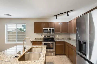 1824 W Lydia Lane, Phoenix, AZ 85041 - Photo 14