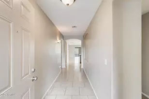 1824 W Lydia Ln, Phoenix, AZ 85041 - Photo 8