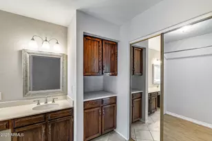 10841 N 39th Dr, Phoenix, AZ 85029 - Photo 32