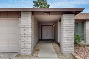 10841 N 39th Dr, Phoenix, AZ 85029 - Photo 8