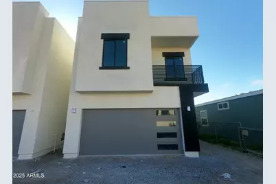 2041 E Michigan Avenue #1, Phoenix, AZ 85022 - Photo 2