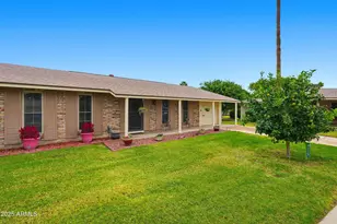 9219 N 107th Dr, Sun City, AZ 85351 - Photo 1