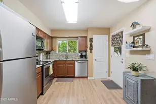 9219 N 107th Dr, Sun City, AZ 85351 - Photo 12