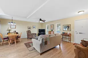 9219 N 107th Dr, Sun City, AZ 85351 - Photo 6