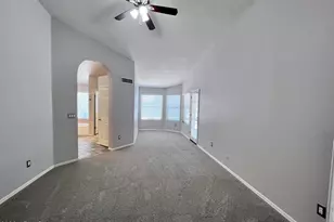 6933 W Sack Dr, Glendale, AZ 85308 - Photo 10