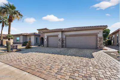 17173 W Mahogany Way, Surprise, AZ 85387 - Photo 4