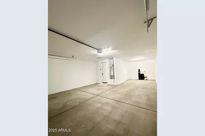 11665 W Levi Drive, Avondale, AZ 85323 - Photo 10