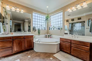 311 E Frances Ln, Gilbert, AZ 85295 - Photo 10