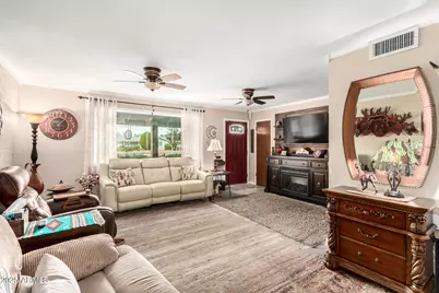 11033 W Alabama Avenue, Sun City, AZ 85351 - Photo 6