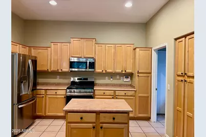 8461 W McRae Way, Peoria, AZ 85382 - Photo 4