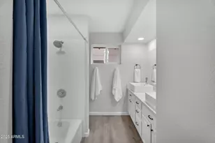 506 E Ellis Dr, Tempe, AZ 85282 - Photo 24