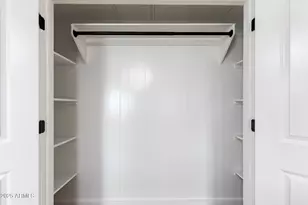 245 S 56th St, Mesa, AZ 85206 - Photo 18