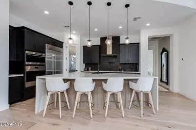 100 W Northern Avenue #17, Phoenix, AZ 85021 - Photo 1