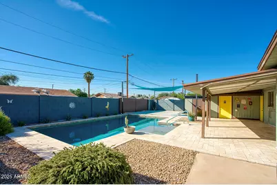 2035 W Denton Lane, Phoenix, AZ 85015 - Photo 22