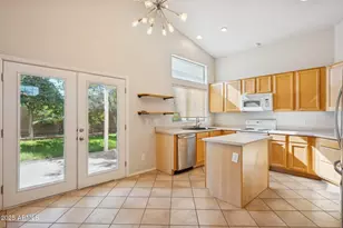 309 E Mesquite St, Gilbert, AZ 85296 - Photo 12