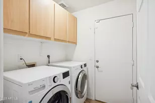 309 E Mesquite St, Gilbert, AZ 85296 - Photo 28