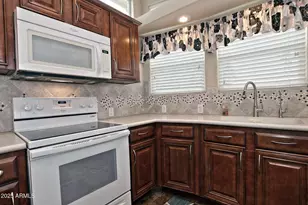 111 S Greenfield Rd, Mesa, AZ 85206 - Photo 14