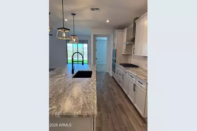 13286 W Eagle Feather Road, Peoria, AZ 85383 - Photo 4