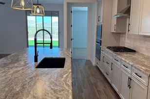 13286 W Eagle Feather Rd, Peoria, AZ 85383 - Photo 4