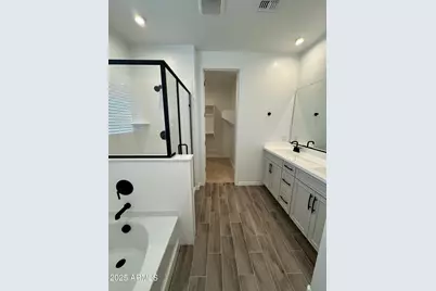 13286 W Eagle Feather Road, Peoria, AZ 85383 - Photo 10