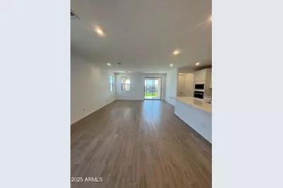 13351 W Eagle Feather Road, Peoria, AZ 85383 - Photo 8